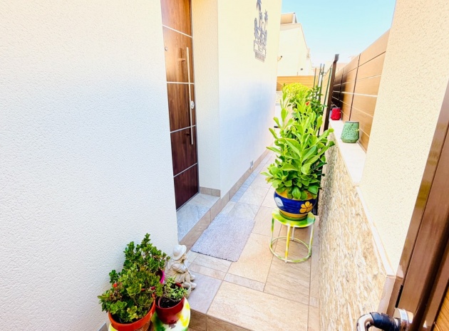 Resale - Villa - Los Montesinos - La Herada