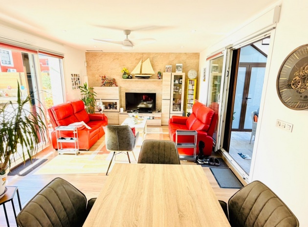 Resale - Villa - Los Montesinos - La Herada