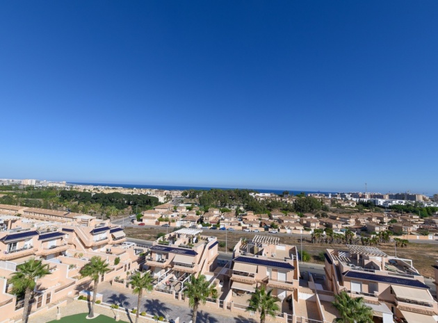 Resale - Apartment - Punta Prima - vista azul