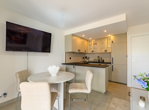 Resale - Townhouse - Los Balcones - lago jardin
