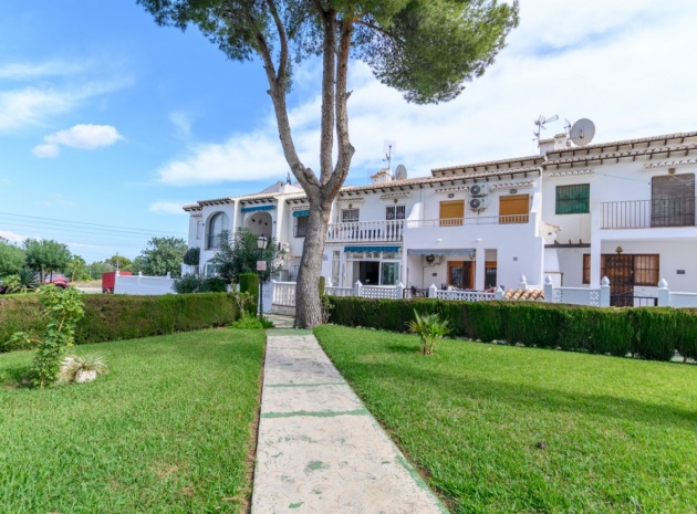 Resale - Townhouse - Los Balcones - lago jardin