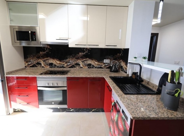 Resale - Apartment - Villamartin - La Fuente
