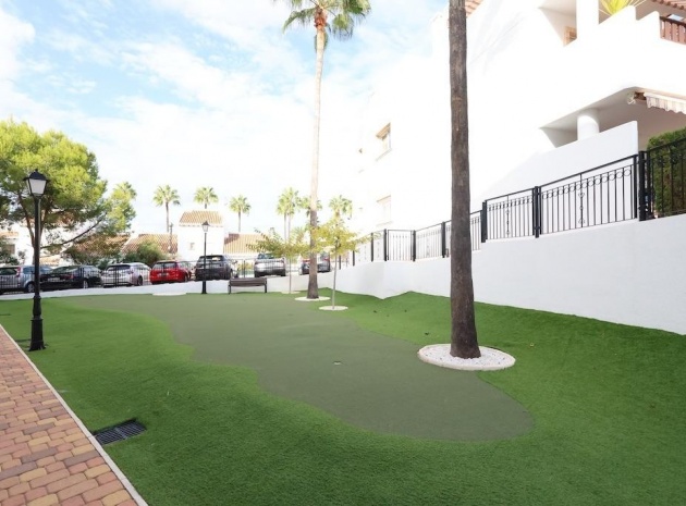 Resale - Apartment - Villamartin - La Fuente