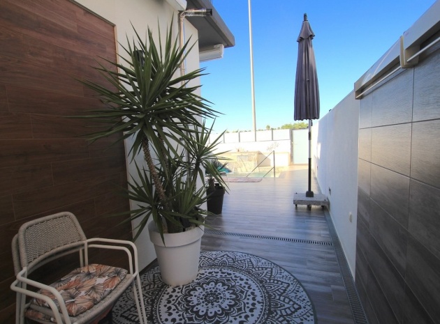 Resale - Villa - Daya Vieja