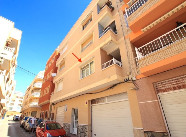 Resale - Apartment - La Mata