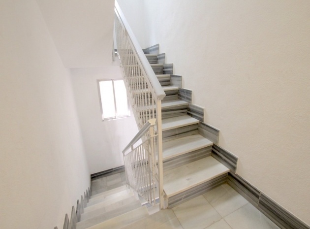 Resale - Apartment - La Mata