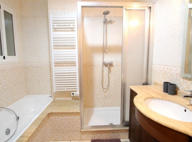 Resale - Apartment - La Mata