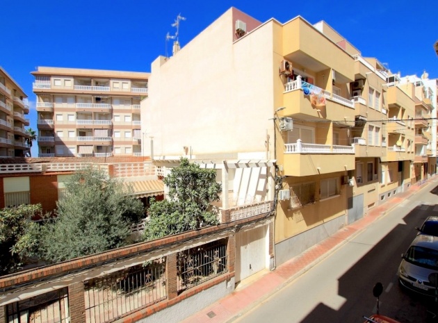 Resale - Apartment - La Mata