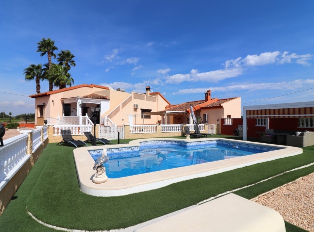 Resale - Villa - Daya Vieja - Daya Vieja - Country
