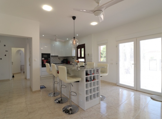 Resale - Villa - Daya Vieja - Daya Vieja - Country