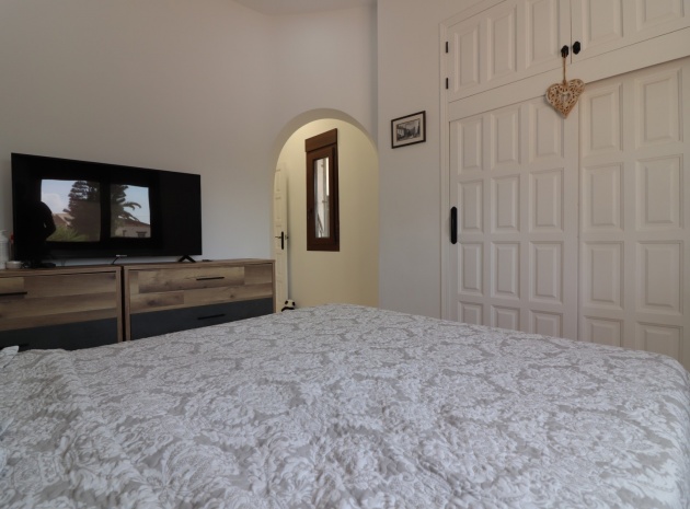 Resale - Villa - Daya Vieja - Daya Vieja - Country