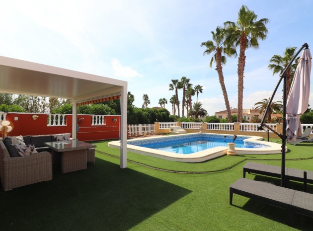 Resale - Villa - Daya Vieja - Daya Vieja - Country