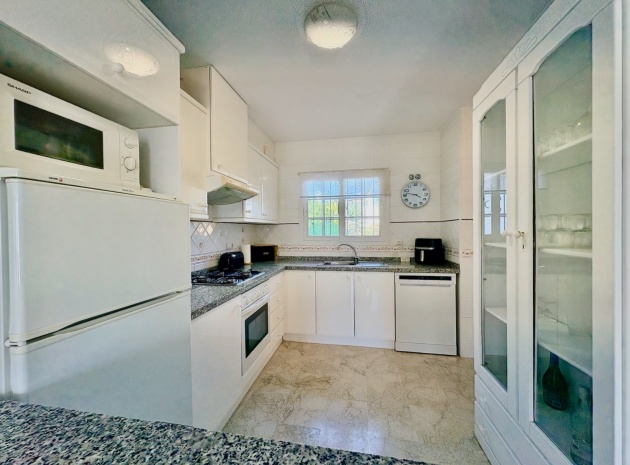 Resale - Townhouse - Villamartin - rioja
