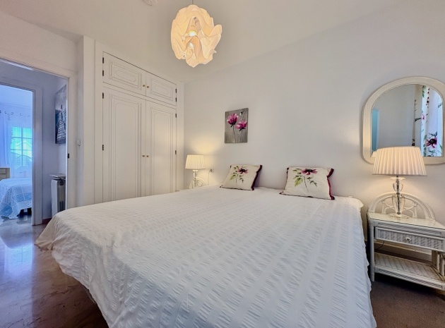 Resale - Townhouse - Villamartin - rioja