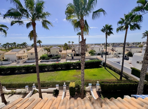 Resale - Townhouse - Villamartin - rioja