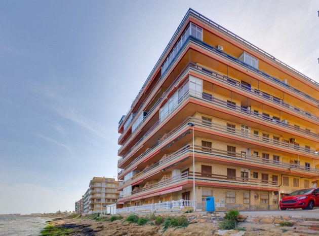 Återförsäljning - Lägenhet - Torrevieja - Playa de los Naufragos