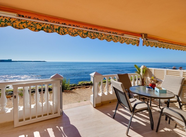 Återförsäljning - Lägenhet - Torrevieja - Playa de los Naufragos
