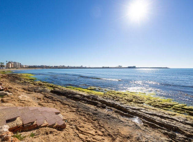 Återförsäljning - Lägenhet - Torrevieja - Playa de los Naufragos