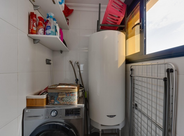 Resale - Apartment - Torrevieja - la veleta