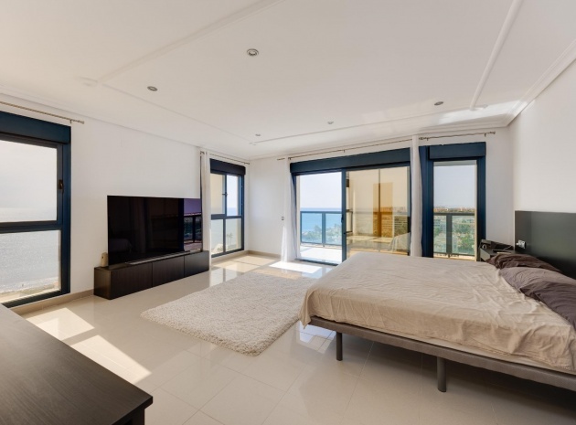 Resale - Apartment - Torrevieja - la veleta