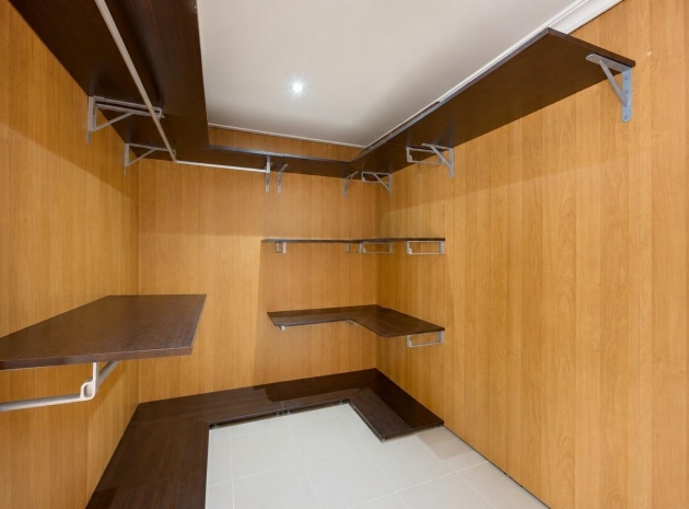 Resale - Apartment - Torrevieja - la veleta