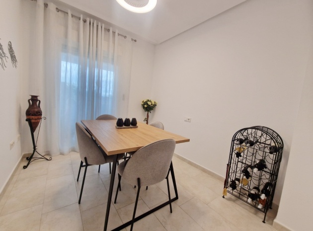 Resale - Apartment - Guardamar del Segura