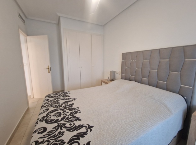 Resale - Apartment - Guardamar del Segura