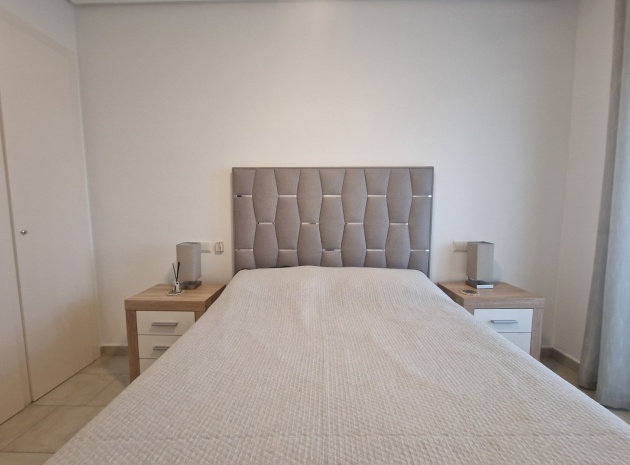 Resale - Apartment - Guardamar del Segura