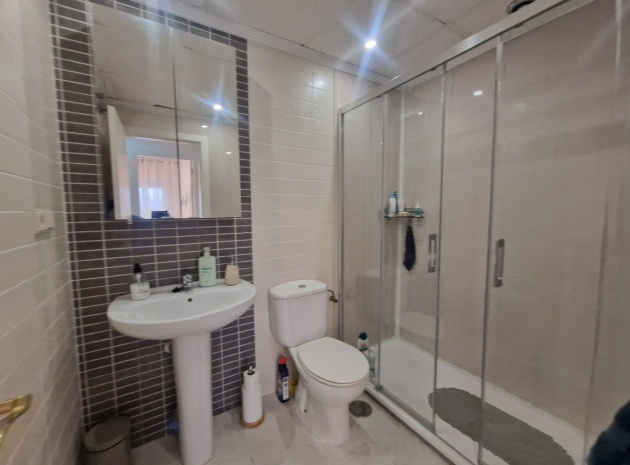 Resale - Apartment - Guardamar del Segura