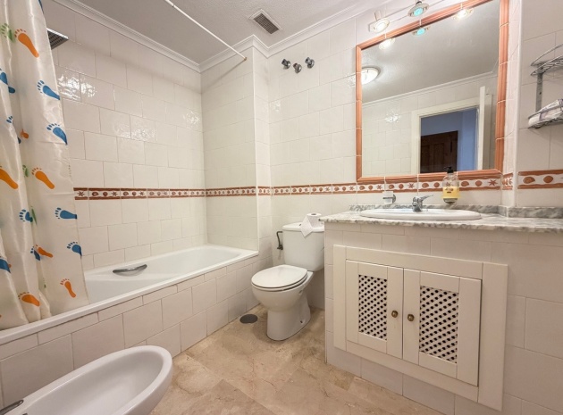 Resale - Apartment - Orihuela - Villamartin