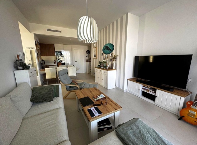 Resale - Apartment - Torrevieja - Torrevieja Centro