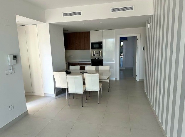 Resale - Apartment - Torrevieja - Torrevieja Centro