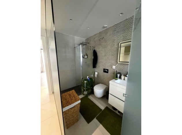 Resale - Apartment - Torrevieja - Torrevieja Centro