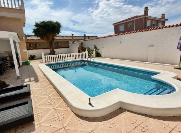 Resale - Villa - Ciudad Quesada