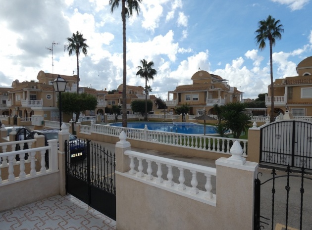 Återförsäljning - Radhus - Cabo Roig