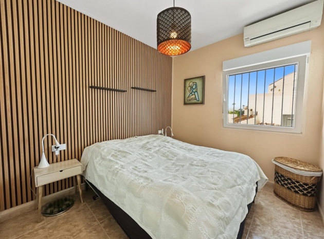 Resale - Villa - Orihuela - Lomas de Don Juan