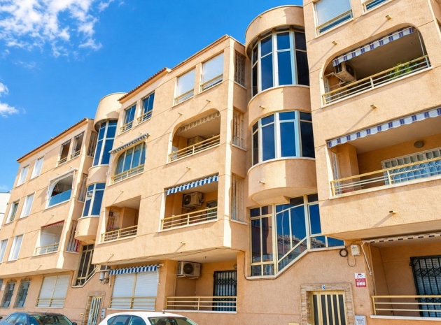 Wiederverkauf - Wohnung - Torrevieja - Playa De La Mata