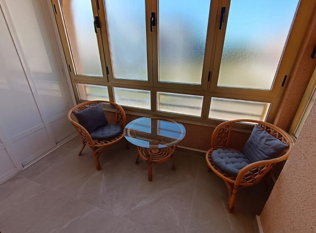 Wiederverkauf - Wohnung - Torrevieja - Playa De La Mata