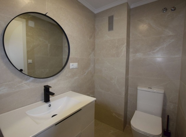Wiederverkauf - Wohnung - Torrevieja - Playa De La Mata