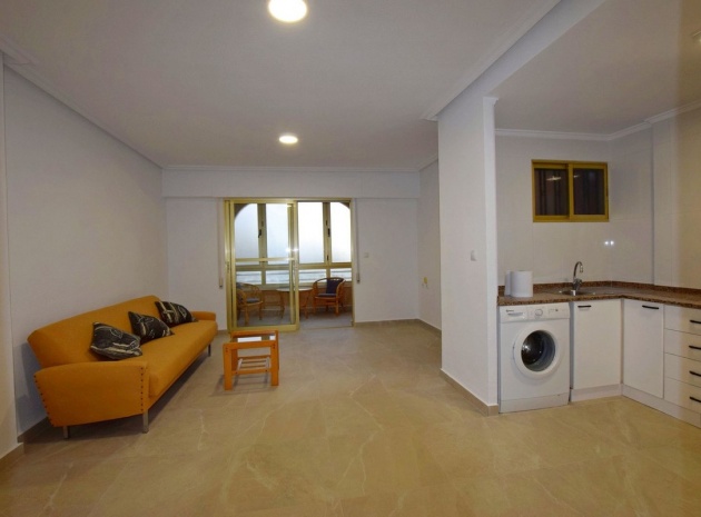 Wiederverkauf - Wohnung - Torrevieja - Playa De La Mata