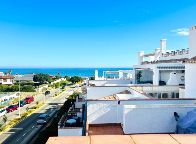 Resale - Apartment - Torrevieja - Playa De La Mata