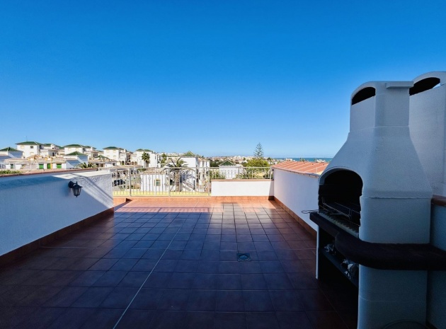 Resale - Apartment - Torrevieja - Playa De La Mata