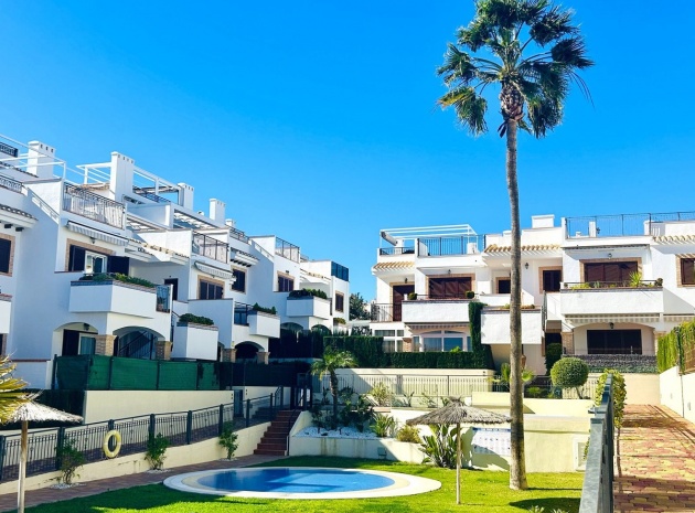 Resale - Apartment - Torrevieja - Playa De La Mata