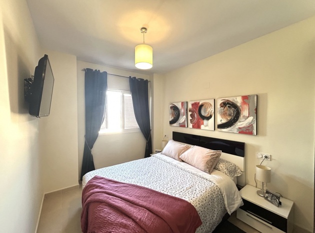 Resale - Apartment - Torrevieja - Playa De La Mata