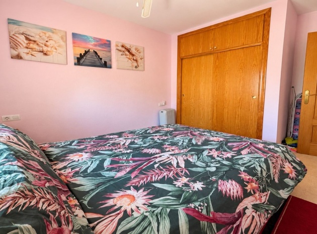 Resale - Apartment - Villamartin - Costa Blanca South