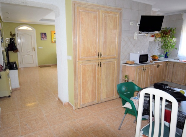 Resale - Villa - Torrevieja - Aguas Nuevas