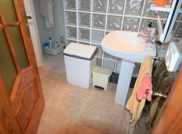 Resale - Villa - Torrevieja - Aguas Nuevas