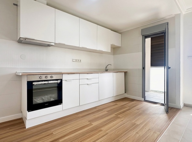 Wiederverkauf - Wohnung - Torrevieja - Torrevieja Centro