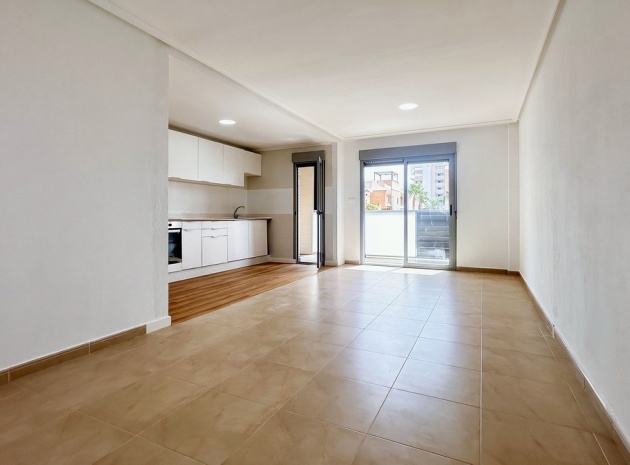 Wiederverkauf - Wohnung - Torrevieja - Torrevieja Centro