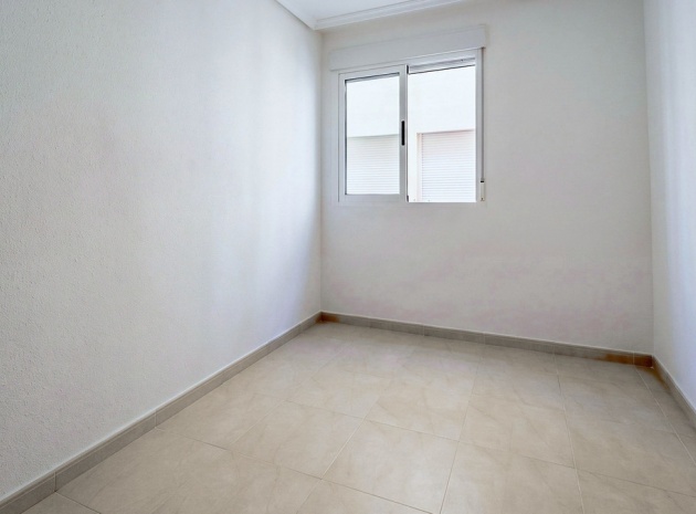 Wiederverkauf - Wohnung - Torrevieja - Torrevieja Centro